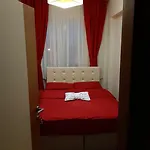 מלון Kalamari 2 *